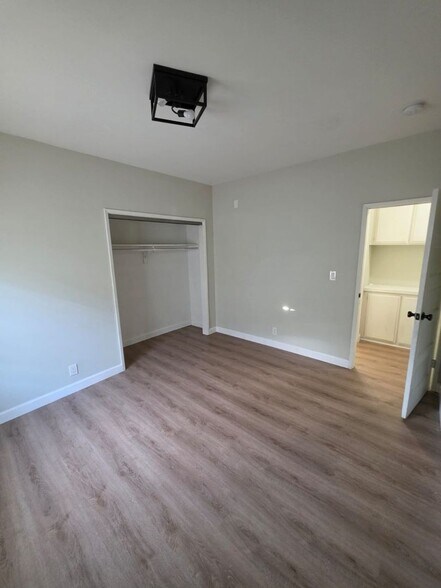Building Photo - 2181 W 29th St