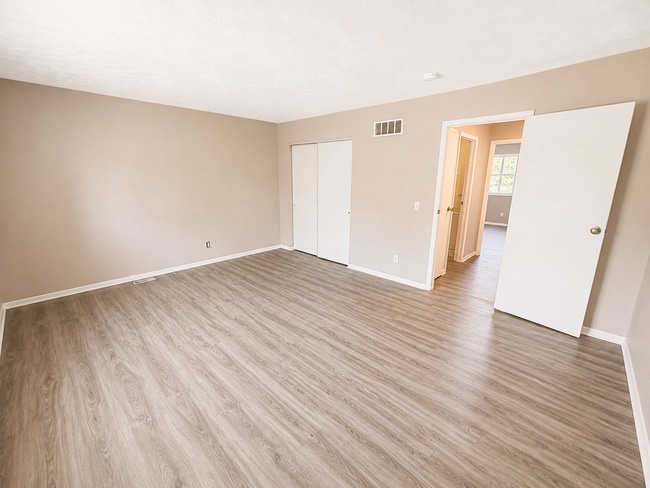 Building Photo - 53 Ramsey Dr