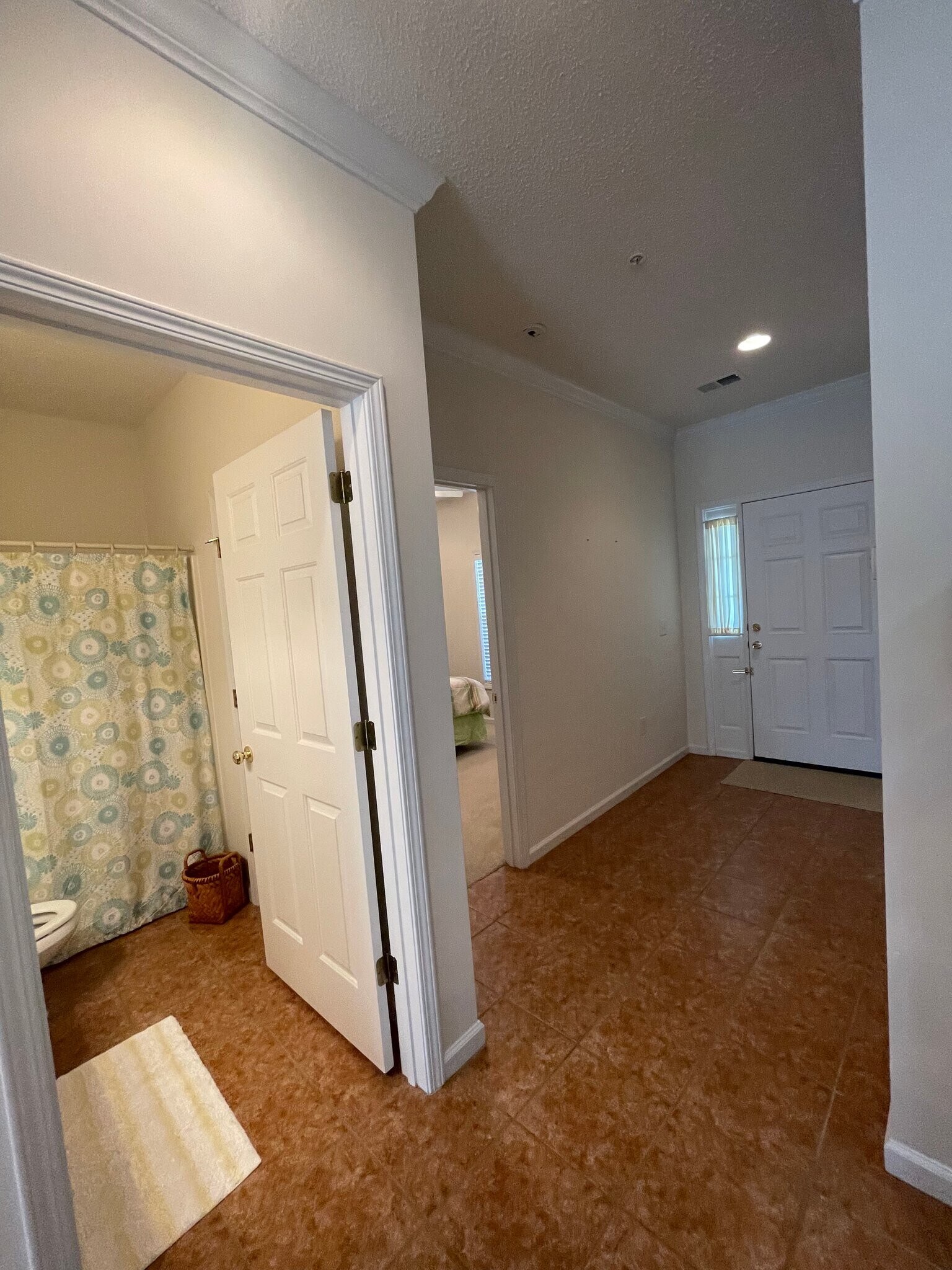 Building Photo - 5822 Longwood Dr