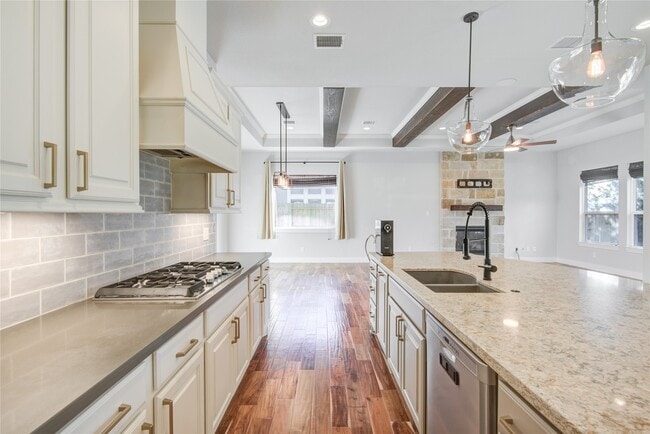 Building Photo - 135 Bella Luce