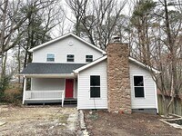 Building Photo - 304 Rangoon Ct