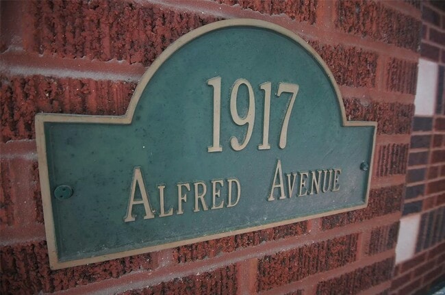 Building Photo - 1917 Alfred Ave