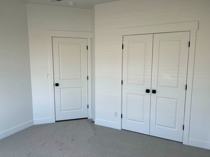 Building Photo - 1360 E 1220 N