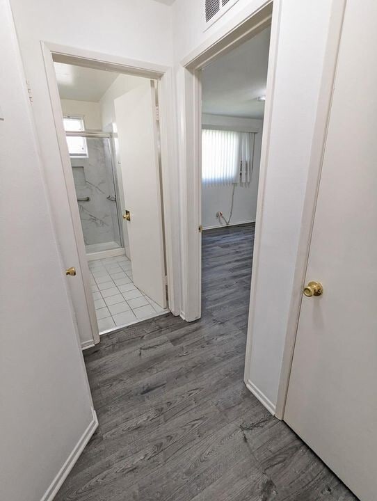 Building Photo - 1130 S Clark Dr