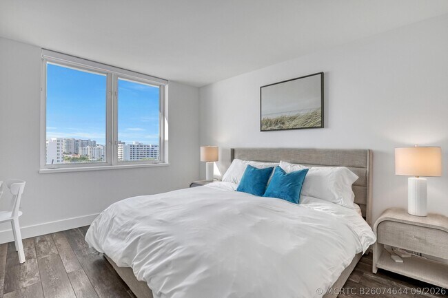 Building Photo - 3301 S Ocean Blvd