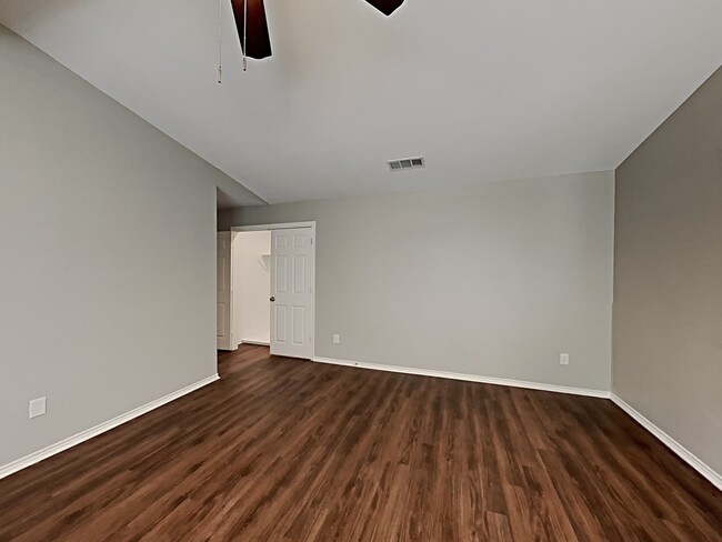 Building Photo - 2703 Casa Blanca Ct S