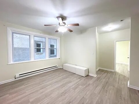 Building Photo - 37 S Iowa Ave