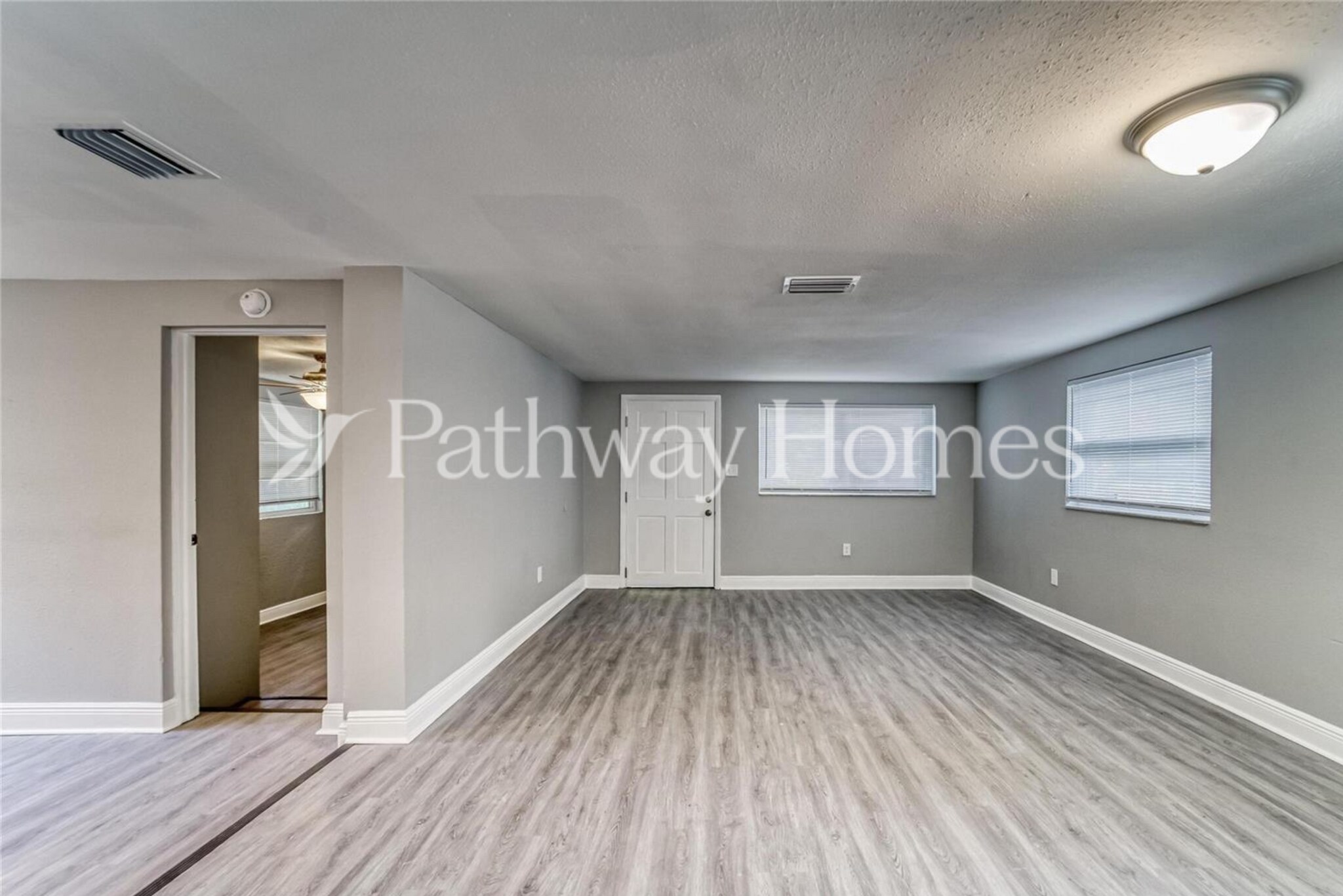 Building Photo - 1133 La Salle St