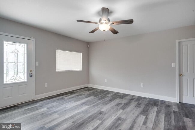 Building Photo - 2327 Wyngate Rd