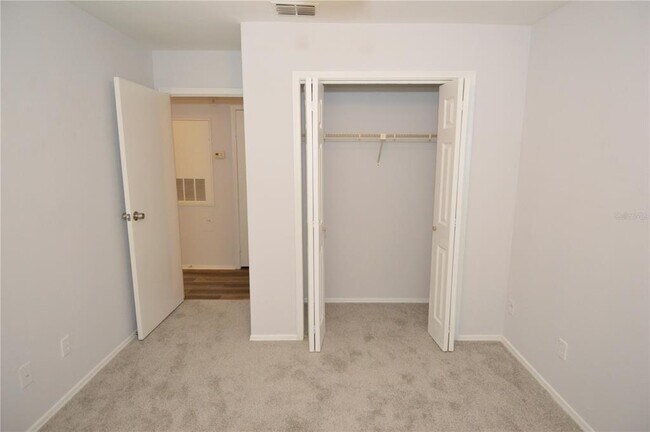 Building Photo - 1400 Gandy Blvd N