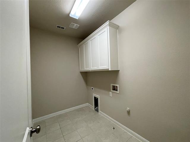 Building Photo - 1033 Kennedy Dr