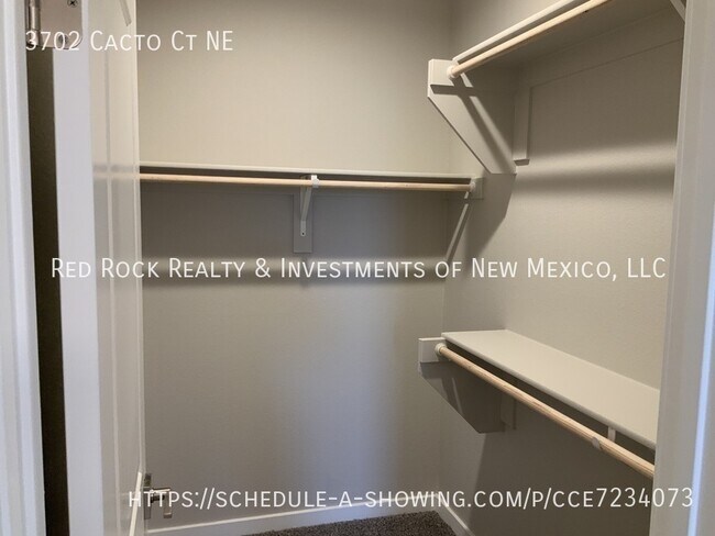 Building Photo - 3702 Cacto Ct