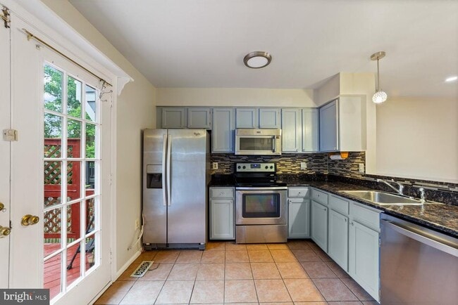 Building Photo - 6474 Brick Hearth Ct