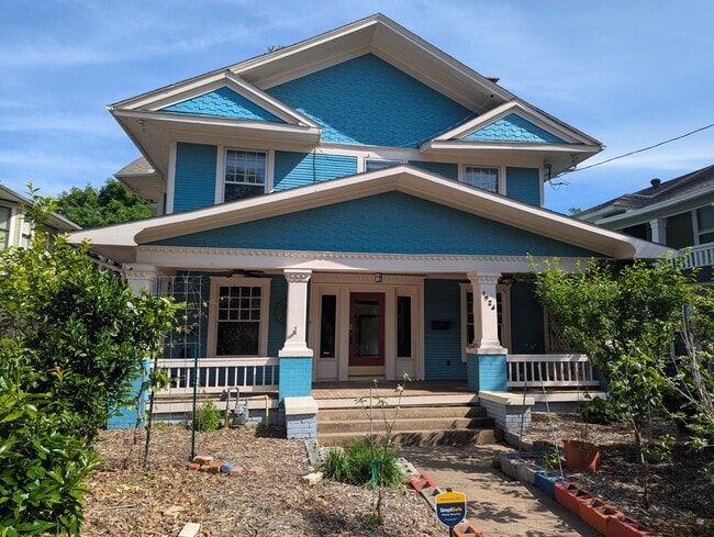 Building Photo - 4526 Reiger Ave