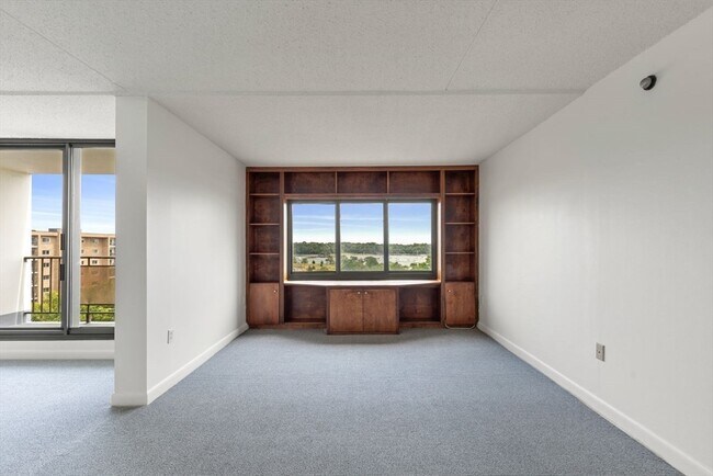 Building Photo - 73 Broad Reach