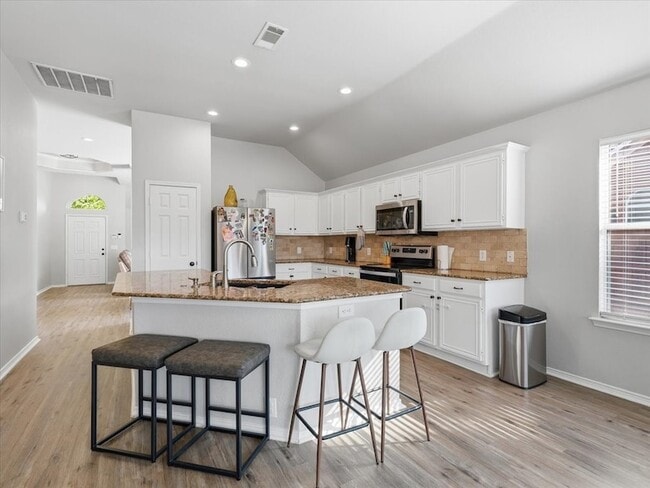 Building Photo - 1316 Pelham Ln