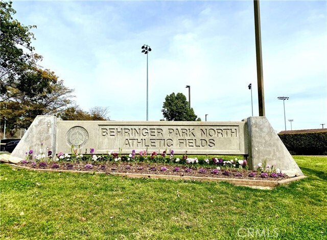 Building Photo - 16073 Crestline Dr