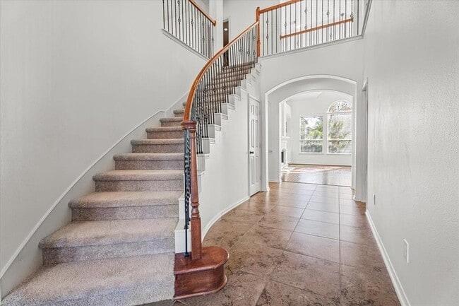 Building Photo - 7 Canyon Wren Dr