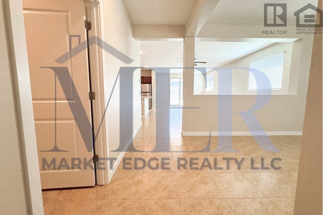 Building Photo - 3Bed/2Bath House in Buckeye! JOIN THE WAIT...