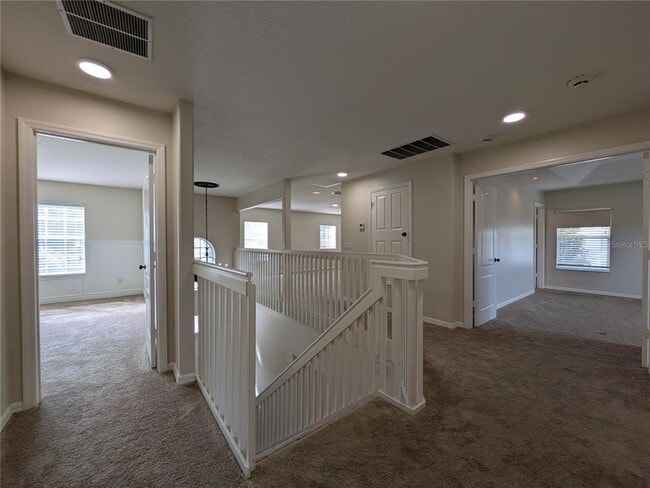 Building Photo - 9869 Heron Pointe Dr