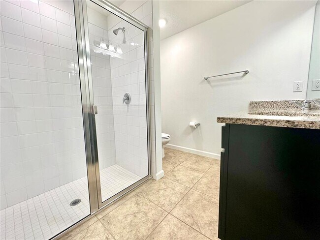 Building Photo - 3807 Whitney Wy