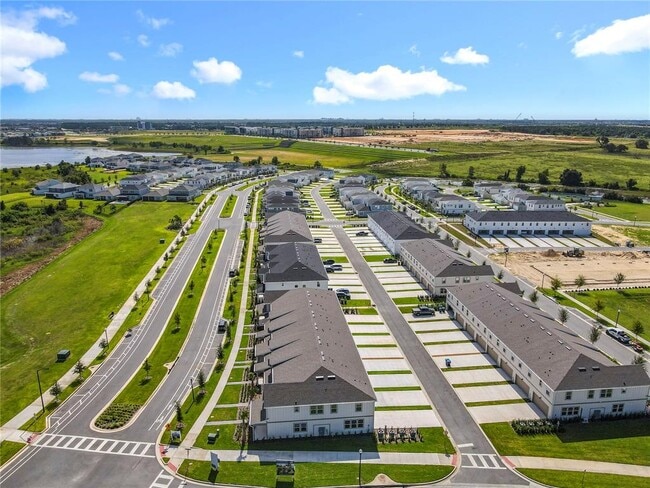 Building Photo - 6322 Tabebuia Pkwy