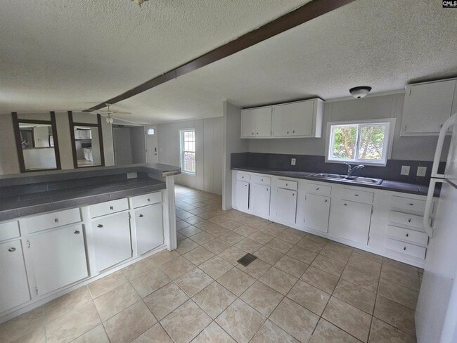 Building Photo - 4012 Mineral Springs Rd