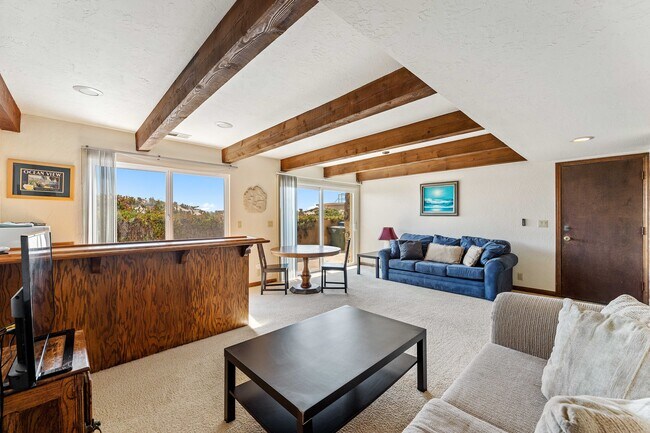 Building Photo - 1364 Weymouth Ln