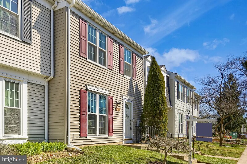 Building Photo - 5737 Sunset View Ln