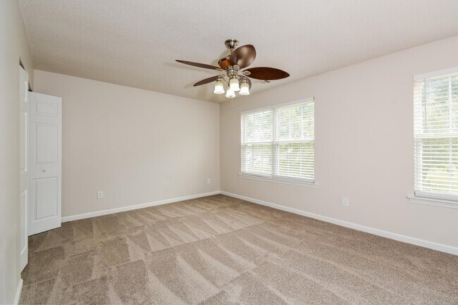 Building Photo - 6734 Brookfield Way
