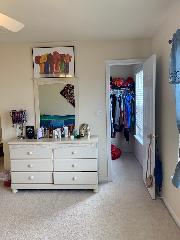 Bedroom 1 Walking closet - 43309 Ardmore St