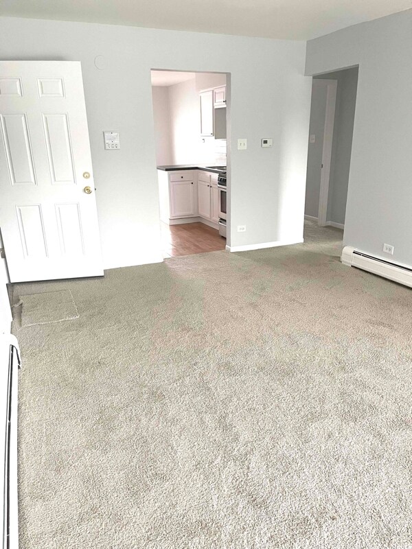 17738 Commercial Ave 17738 Commercial Ave Lansing IL 60438