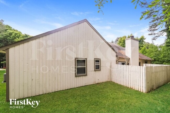 Building Photo - 4925 Olaughlin Ct SW