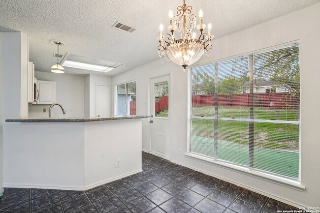 Building Photo - 6222 Candleview Ct