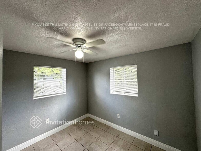 Building Photo - 2150 Bonnie Dr