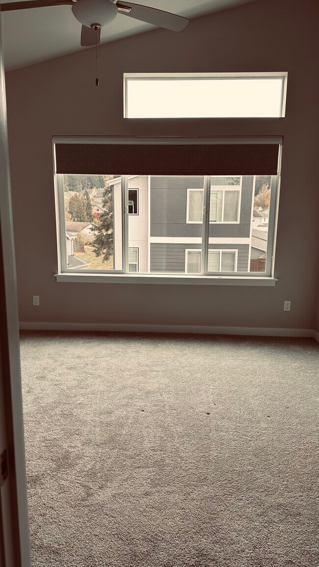 Master Bedroom - 19724 SW Brandy Ln