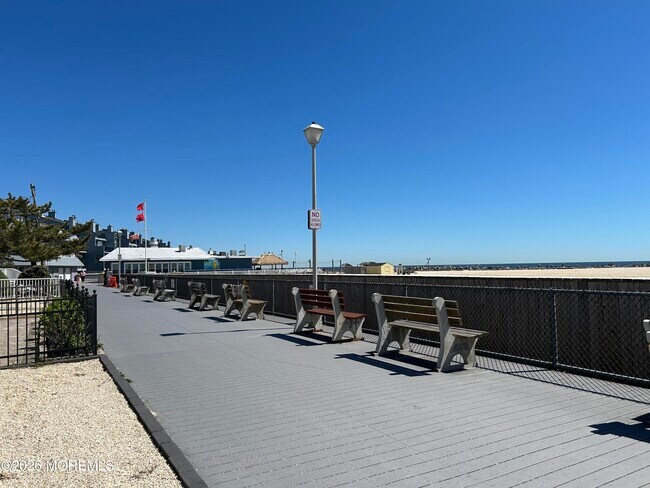 Building Photo - 4 Pilgrim Pathway