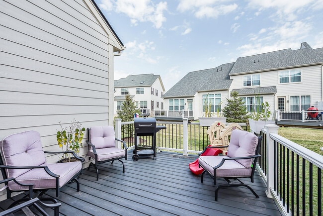 Building Photo - 3075 N Spurway Dr