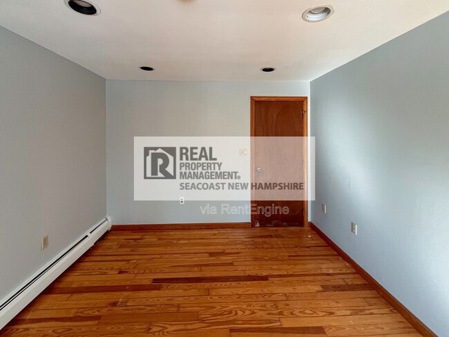 Building Photo - 10 Kelley Rd