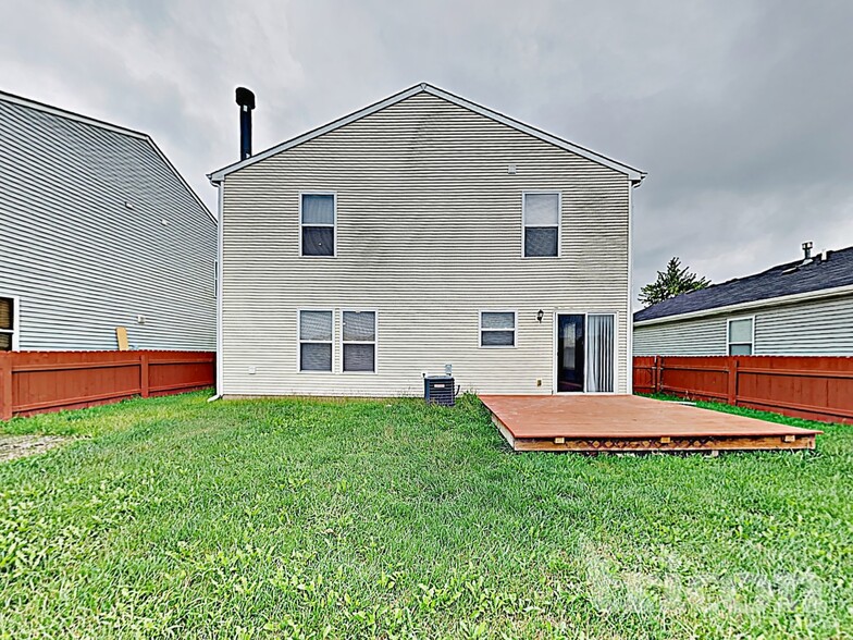 Building Photo - 2875 Ludwig Dr