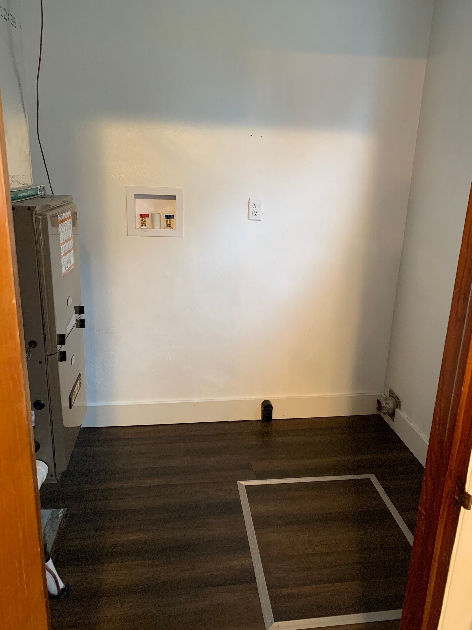 Laundry Room - 112 Parkside Dr