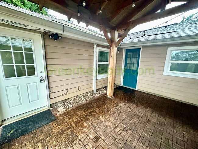 Building Photo - 10342-6935