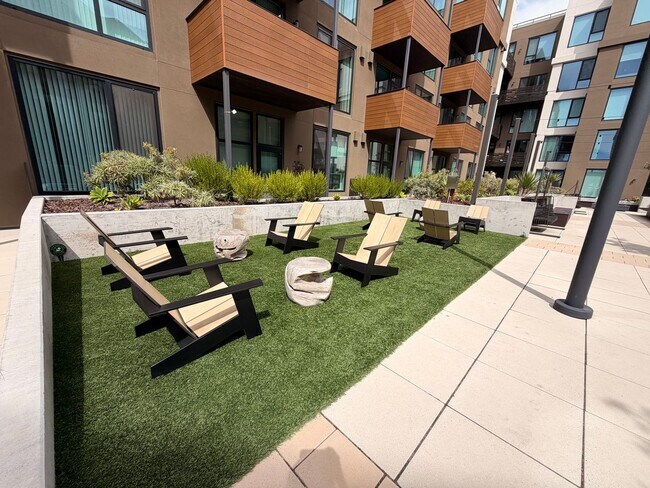 Building Photo - 260 Brooklyn Basin Wy