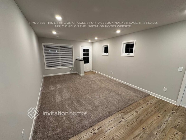 Building Photo - 10936 Zest St NE