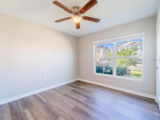 Building Photo - 13748 Wineberry Dr