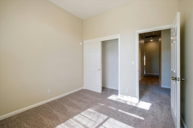 Building Photo - 5849 Webb St