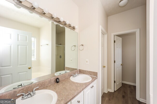 Building Photo - 195 Sea Marsh Ct