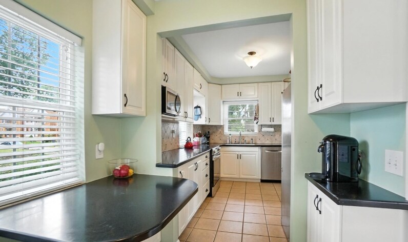 Building Photo - 3935 Eileen Dr