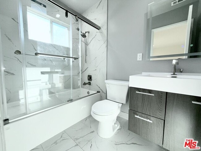 Building Photo - 23744 Hartland St