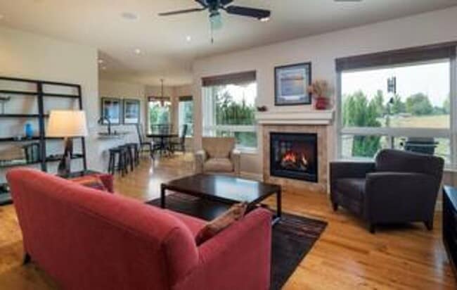 Building Photo - $3,495 / 3 BD House in Ranch Club Neighbor...